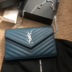 YSL purse (wallet on the chain)
